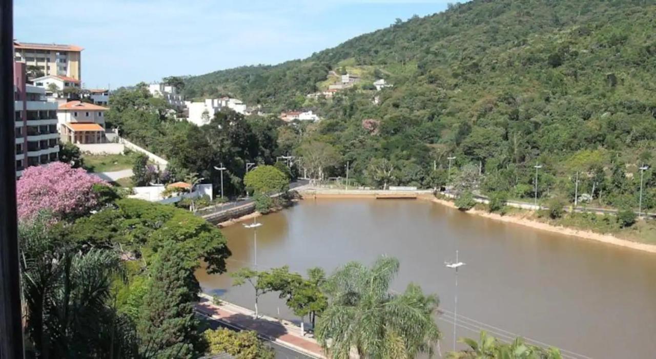 Agradavel Flat - Cavalinho Branco - Aguas De Lindoia Lägenhet Exteriör bild